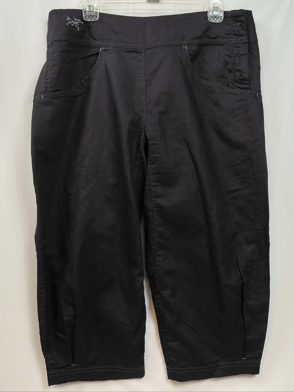 Arcteryx Linen Cotton Active Capri Pants Size Large Regular Black